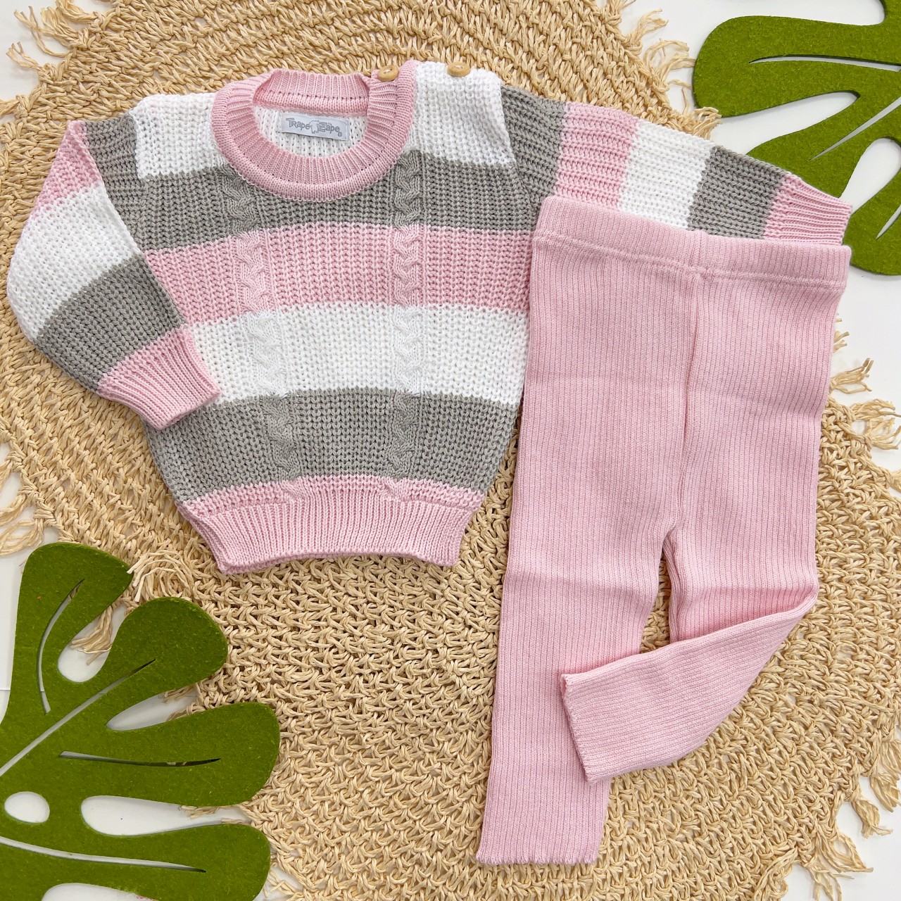  Conjunto Casaco de Linha e Calça Canelada - Rosa e Cinza